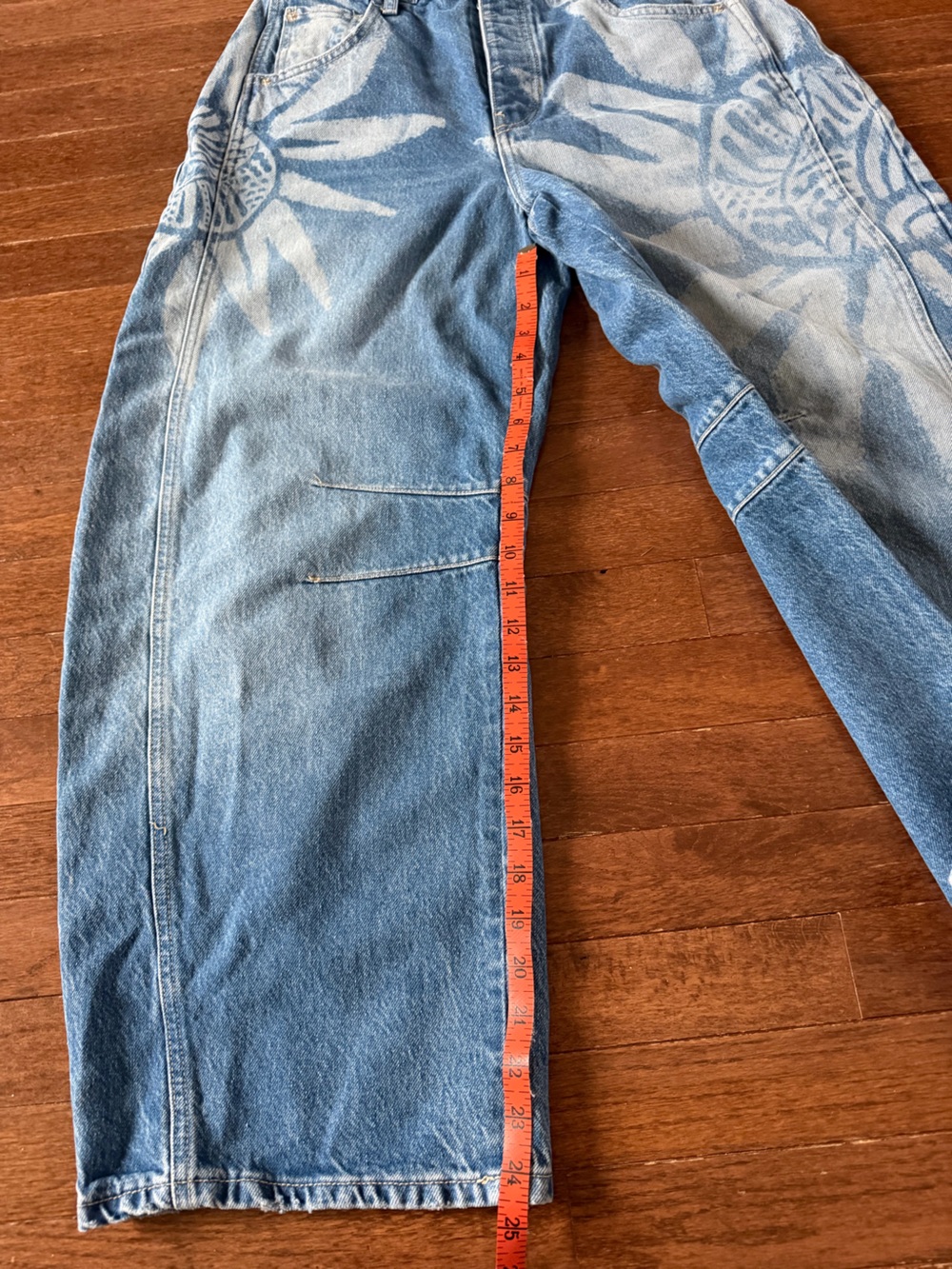 We The Free Good Luck Printed Barrel Jeans in Sun Fade - Picture 8 of 14